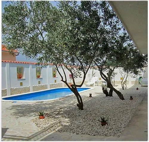 Aparthotel Fresh Dar Orlic 3*