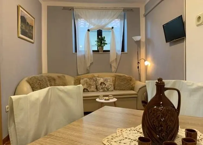 Fresh Dar Orlic شقة فندقية تروغير