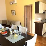Fresh Dar Orlic מלון דירות 3*
