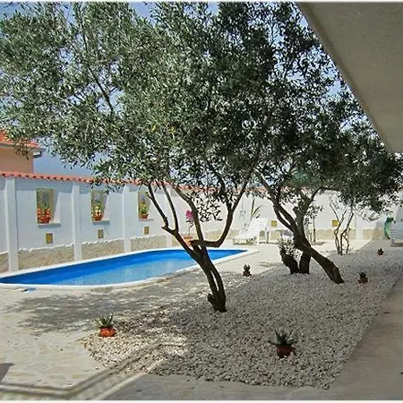 Appart hôtel Fresh Dar Orlic 3*